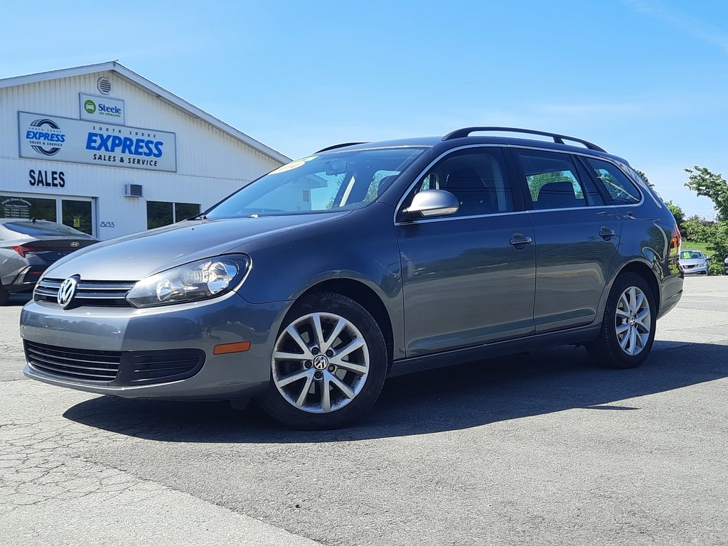 2014 Volkswagen Golf Wagon Trendline in Hebbville, Nova Scotia - 1 - w1024h768px
