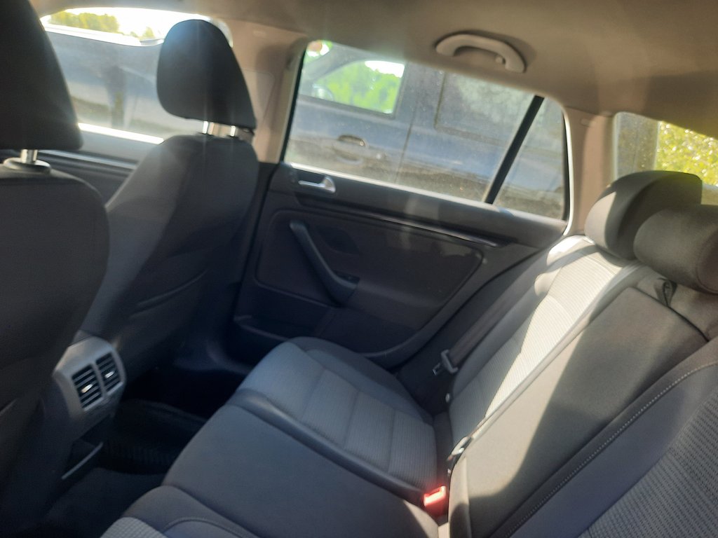 2014 Volkswagen Golf Wagon Trendline in Hebbville, Nova Scotia - 23 - w1024h768px