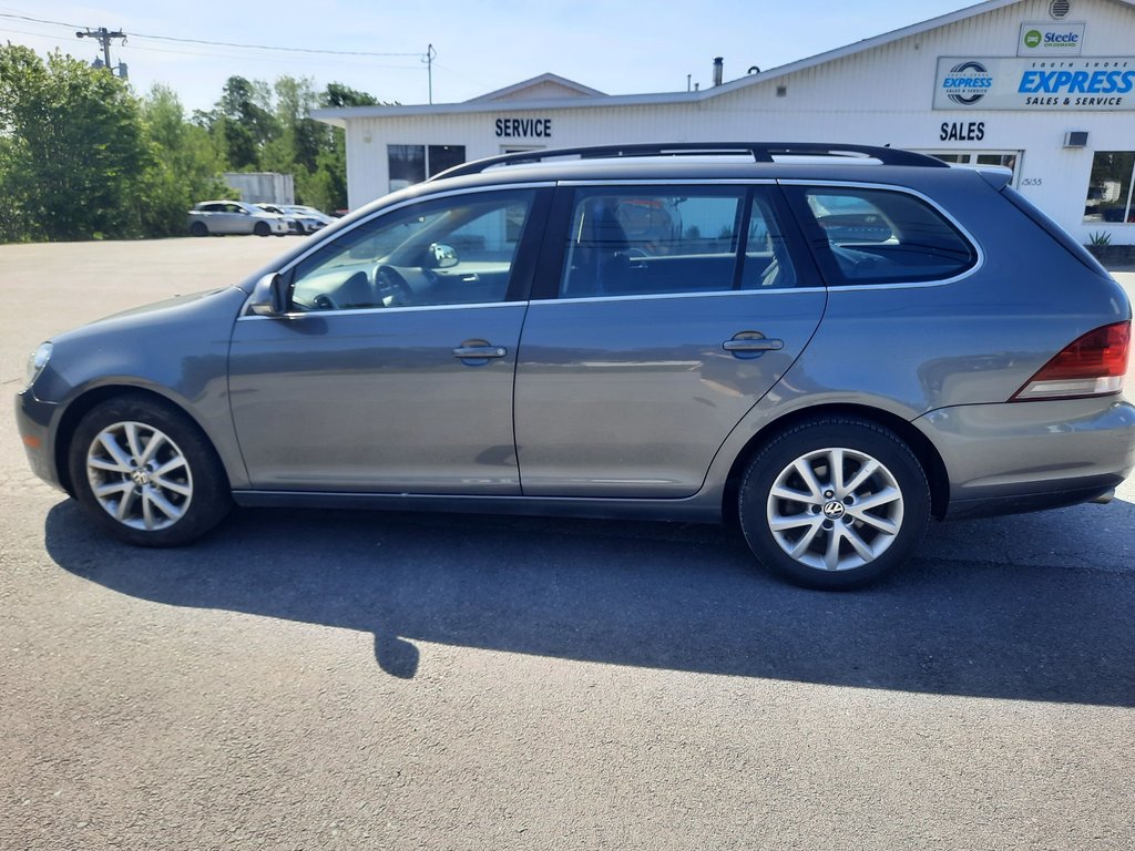 2014 Volkswagen Golf Wagon Trendline in Hebbville, Nova Scotia - 6 - w1024h768px