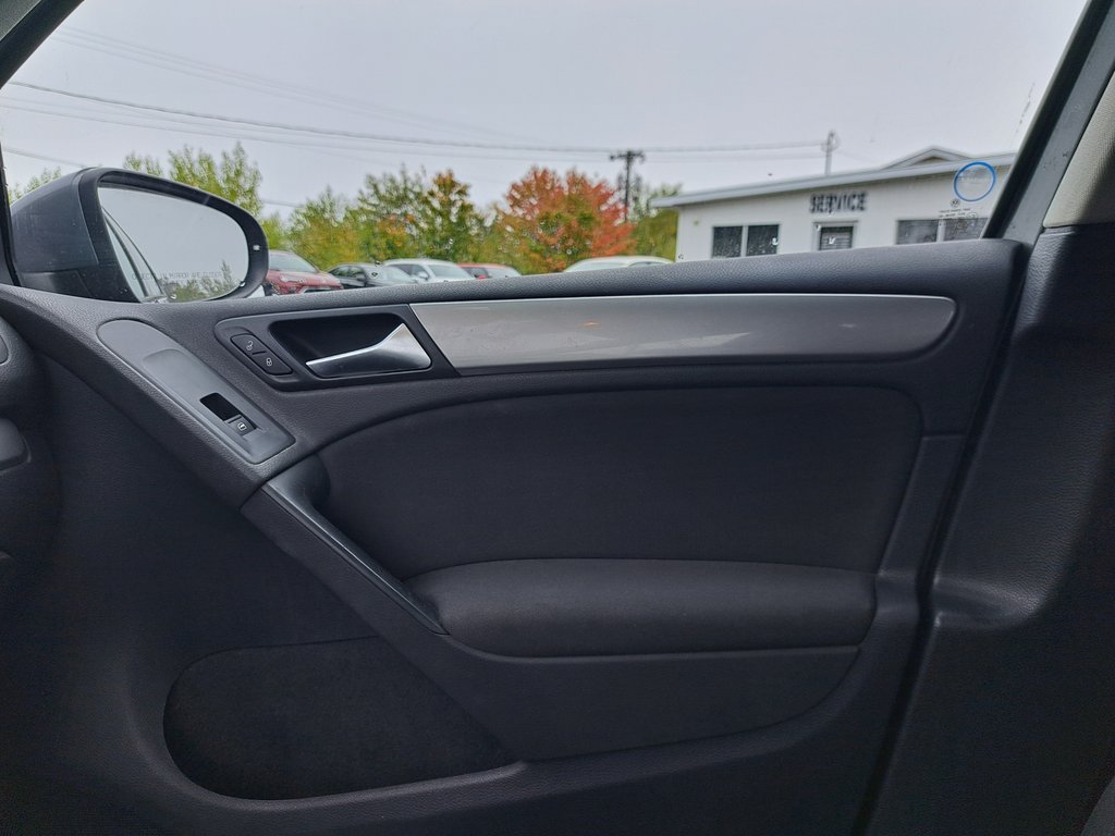 2012 Volkswagen Golf Trendline in Hebbville, Nova Scotia - 18 - w1024h768px