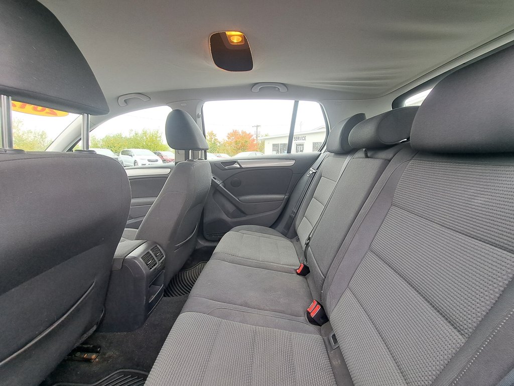 2012 Volkswagen Golf Trendline in Hebbville, Nova Scotia - 22 - w1024h768px