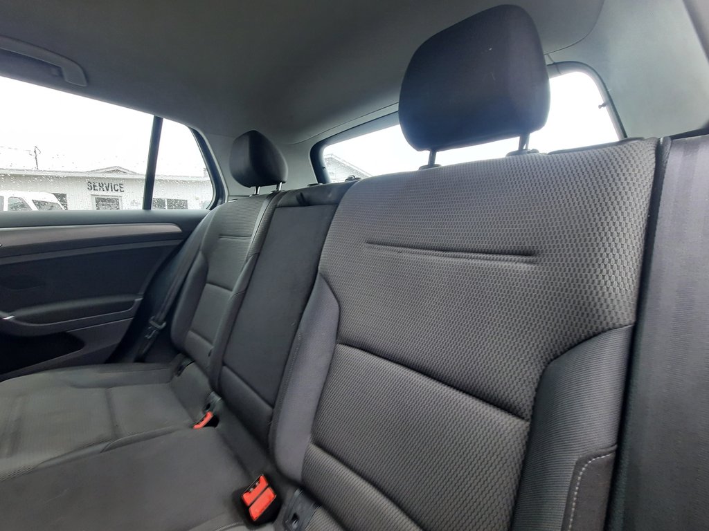 2015 Volkswagen Golf Comfortline in Hebbville, Nova Scotia - 24 - w1024h768px
