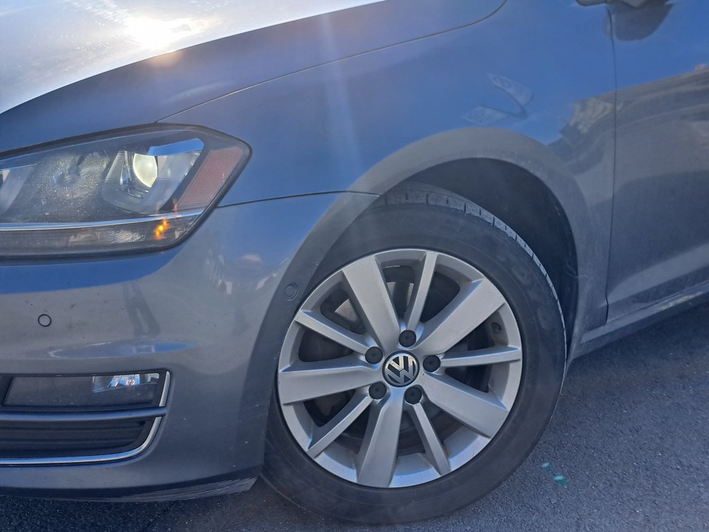 2017 Volkswagen Golf Highline in Hebbville, Nova Scotia - 9 - w1024h768px