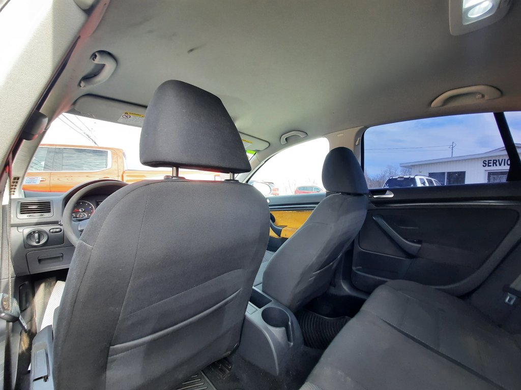 2010 Volkswagen Jetta Sedan Trendline in Hebbville, Nova Scotia - 20 - w1024h768px