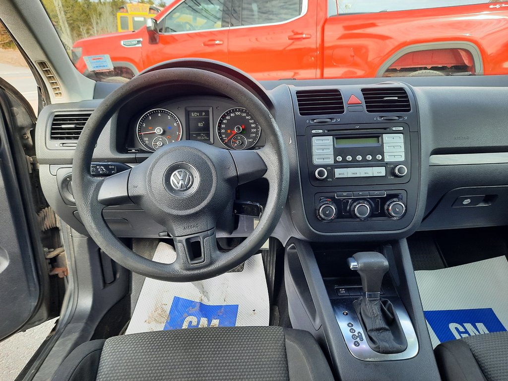 2010 Volkswagen Jetta Sedan Trendline in Hebbville, Nova Scotia - 21 - w1024h768px