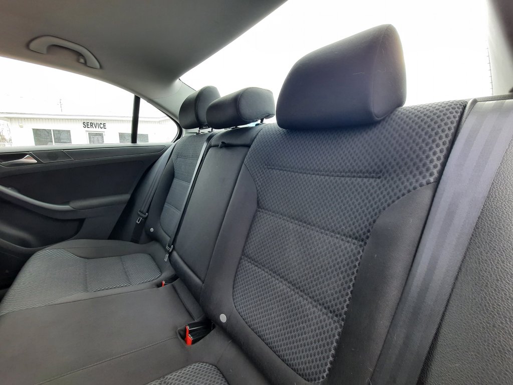 2011 Volkswagen Jetta Sedan Comfortline in Hebbville, Nova Scotia - 21 - w1024h768px