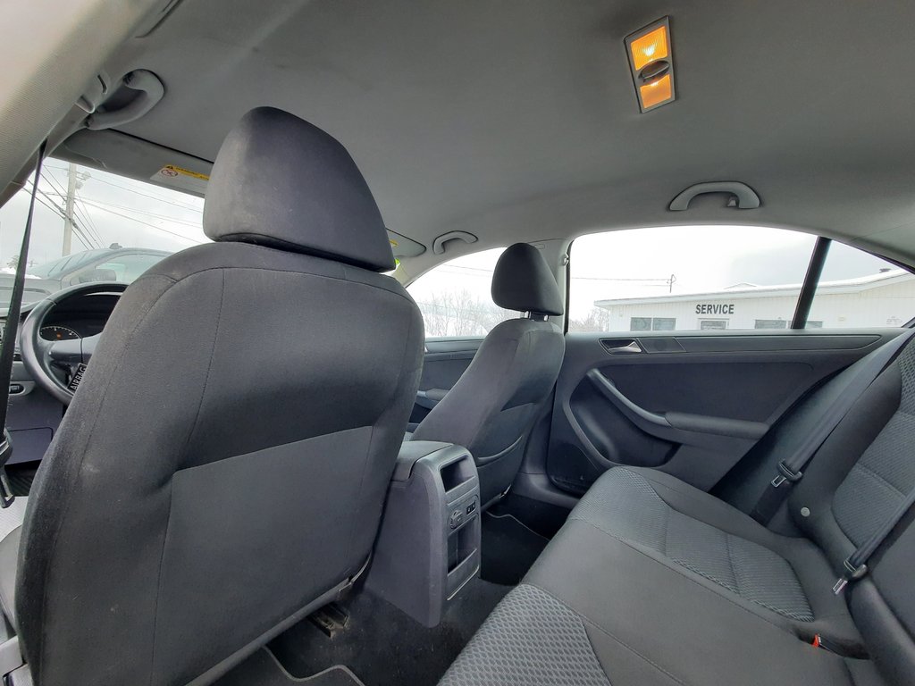 2011 Volkswagen Jetta Sedan Comfortline in Hebbville, Nova Scotia - 23 - w1024h768px