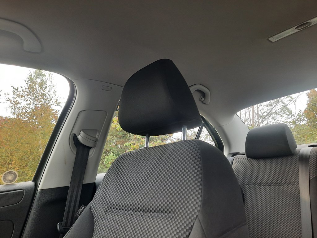 2012 Volkswagen Jetta Sedan Trendline in Hebbville, Nova Scotia - 17 - w1024h768px