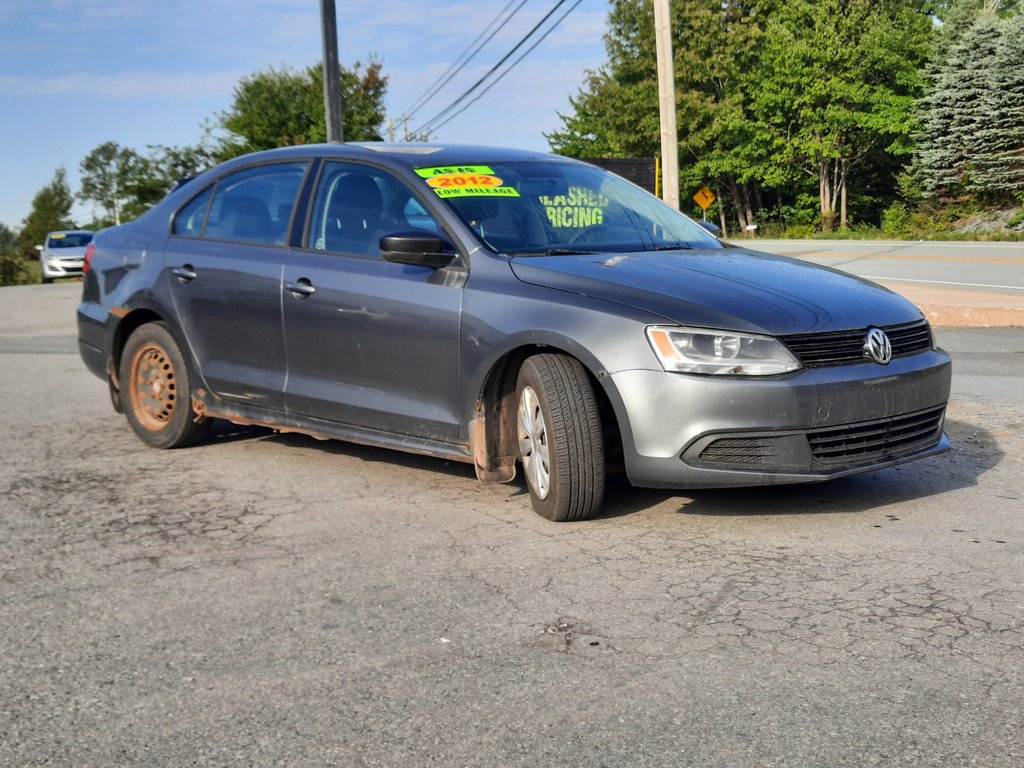 2012 Volkswagen Jetta Sedan Trendline in Hebbville, Nova Scotia - 2 - w1024h768px