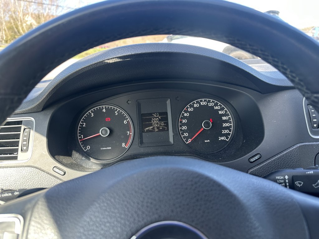 2013 Volkswagen Jetta Sedan Comfortline in Hebbville, Nova Scotia - 11 - w1024h768px
