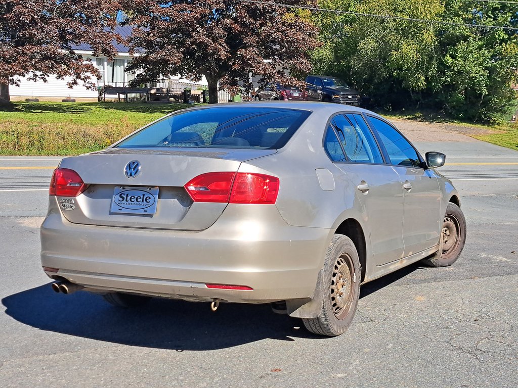 2013 Volkswagen Jetta Sedan Trendline in Hebbville, Nova Scotia - 7 - w1024h768px