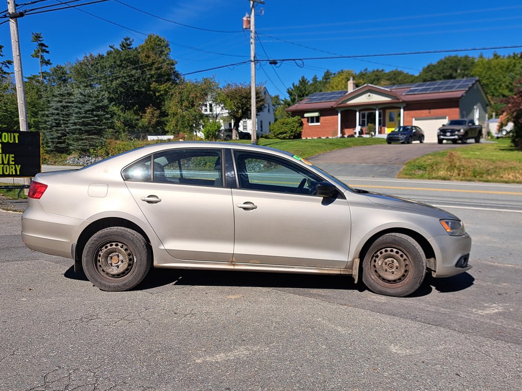 2013 Volkswagen Jetta Sedan Trendline in Hebbville, Nova Scotia - 6 - w1024h768px