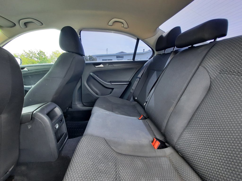 2014 Volkswagen Jetta Sedan Trendline+ in Hebbville, Nova Scotia - 21 - w1024h768px