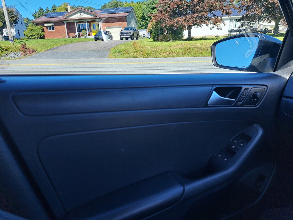 2014 Volkswagen Jetta Sedan Trendline+ in Hebbville, Nova Scotia - 10 - w1024h768px
