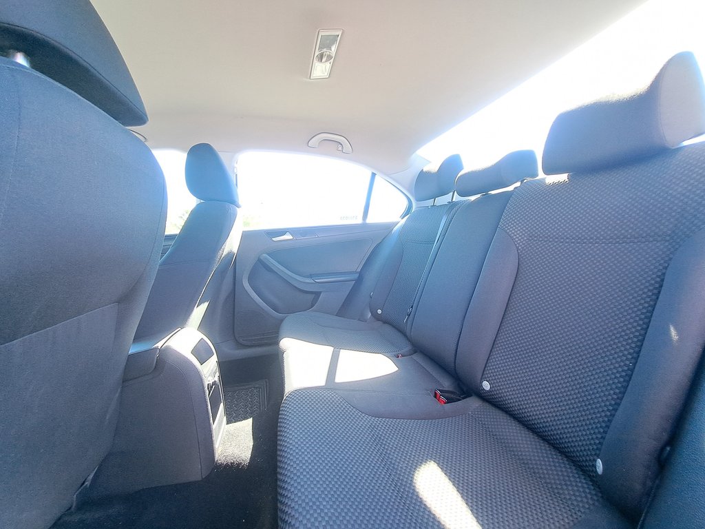 2014 Volkswagen Jetta Sedan Trendline+ in Hebbville, Nova Scotia - 23 - w1024h768px