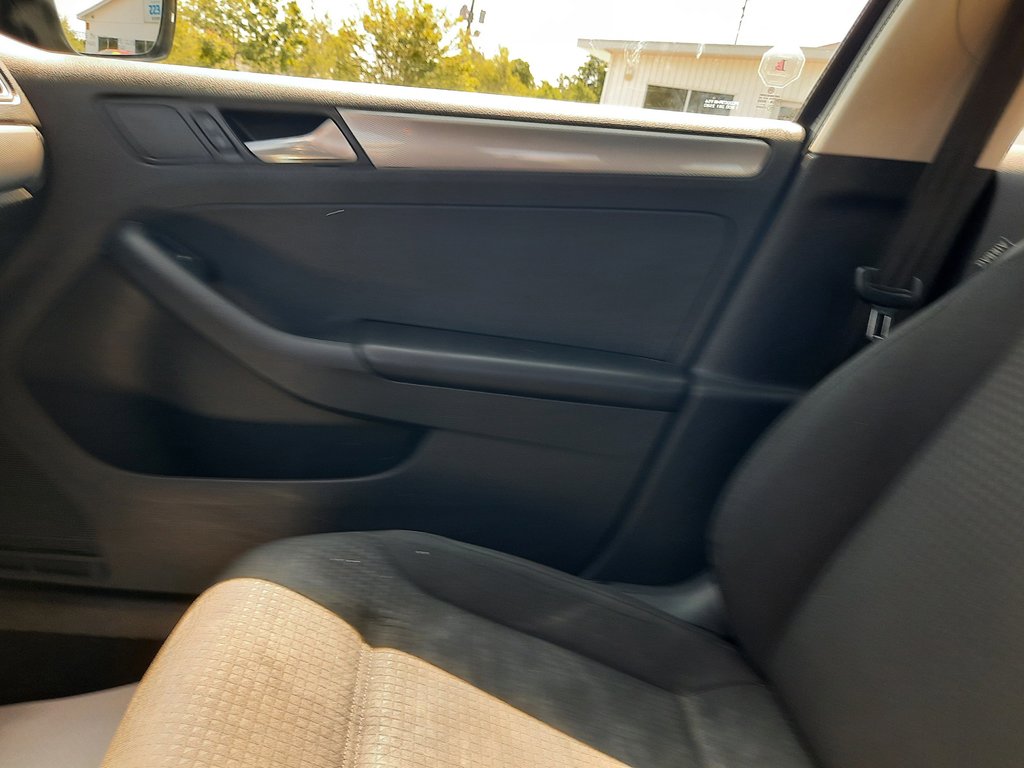2015 Volkswagen Jetta Sedan Comfortline in Hebbville, Nova Scotia - 20 - w1024h768px