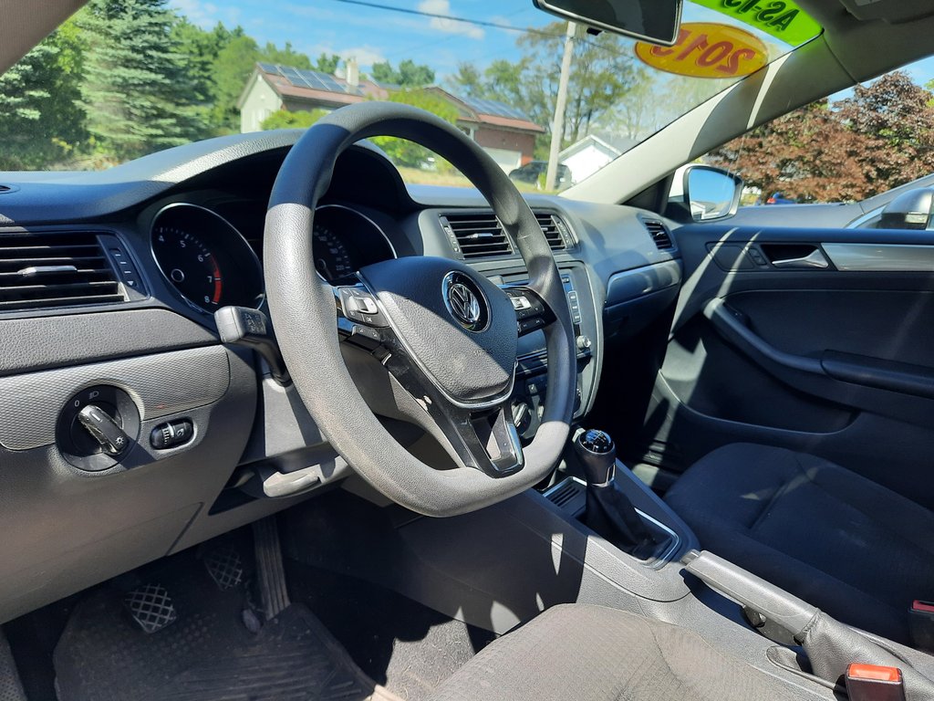 2015 Volkswagen Jetta Sedan Trendline+ in Hebbville, Nova Scotia - 8 - w1024h768px