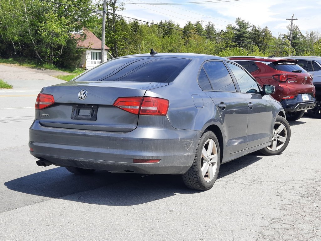 2015 Volkswagen Jetta Sedan Trendline in Hebbville, Nova Scotia - 4 - w1024h768px