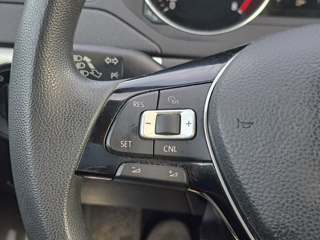 2015 Volkswagen Jetta Sedan Trendline in Hebbville, Nova Scotia - 11 - w1024h768px