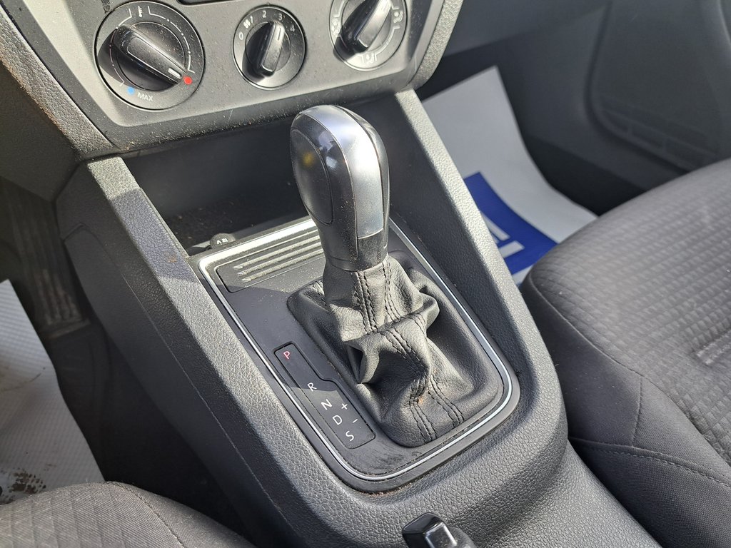 2015 Volkswagen Jetta Sedan Trendline in Hebbville, Nova Scotia - 17 - w1024h768px