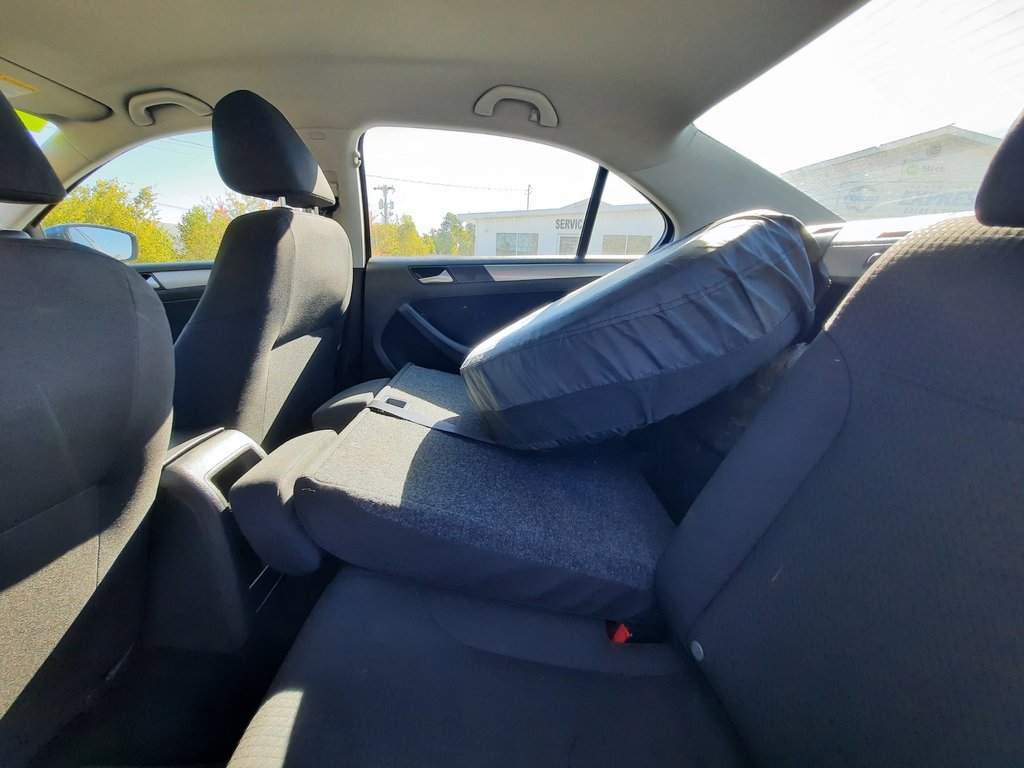 2017 Volkswagen Jetta Sedan Trendline+ in Hebbville, Nova Scotia - 26 - w1024h768px