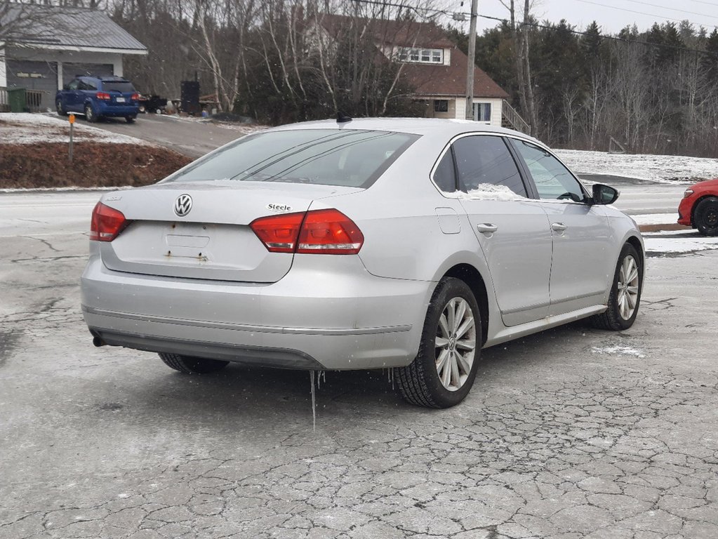 2012 Volkswagen Passat 2.5L Auto Highline in Hebbville, Nova Scotia - 5 - w1024h768px