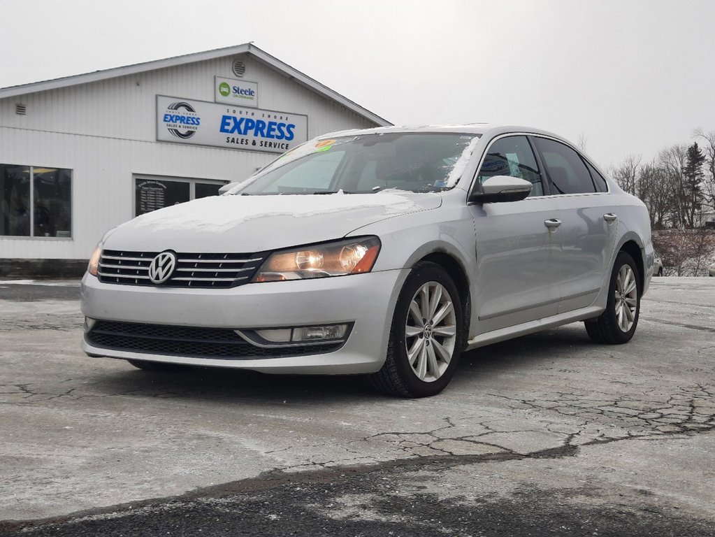 2012 Volkswagen Passat 2.5L Auto Highline in Hebbville, Nova Scotia - 1 - w1024h768px