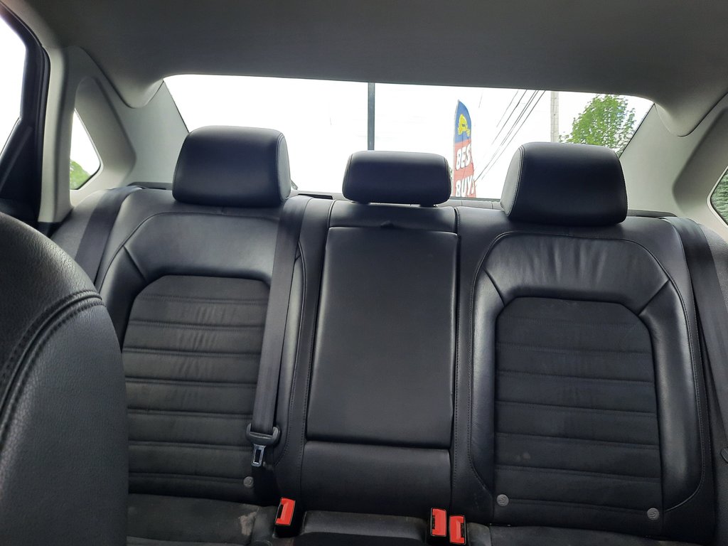 2013 Volkswagen Passat Highline in Hebbville, Nova Scotia - 19 - w1024h768px