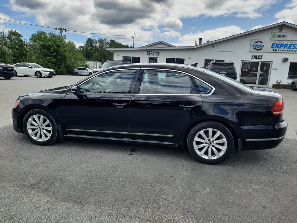 2013 Volkswagen Passat Highline in Hebbville, Nova Scotia - 8 - w1024h768px