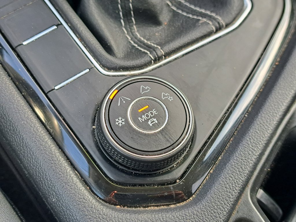 2022 Volkswagen Taos Highline in Hebbville, Nova Scotia - 23 - w1024h768px
