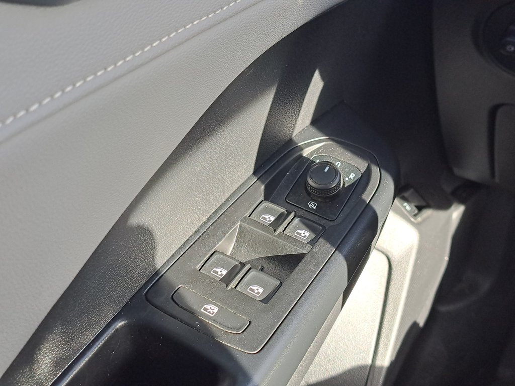2022 Volkswagen Taos Highline in Hebbville, Nova Scotia - 13 - w1024h768px