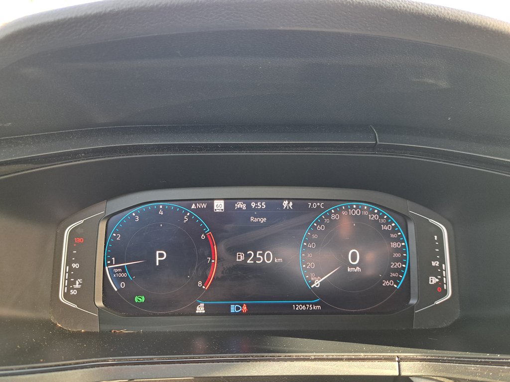 2022 Volkswagen Taos Highline in Hebbville, Nova Scotia - 16 - w1024h768px