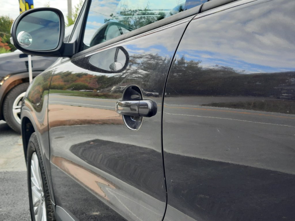 2016 Volkswagen Tiguan Special Edition in Hebbville, Nova Scotia - 10 - w1024h768px