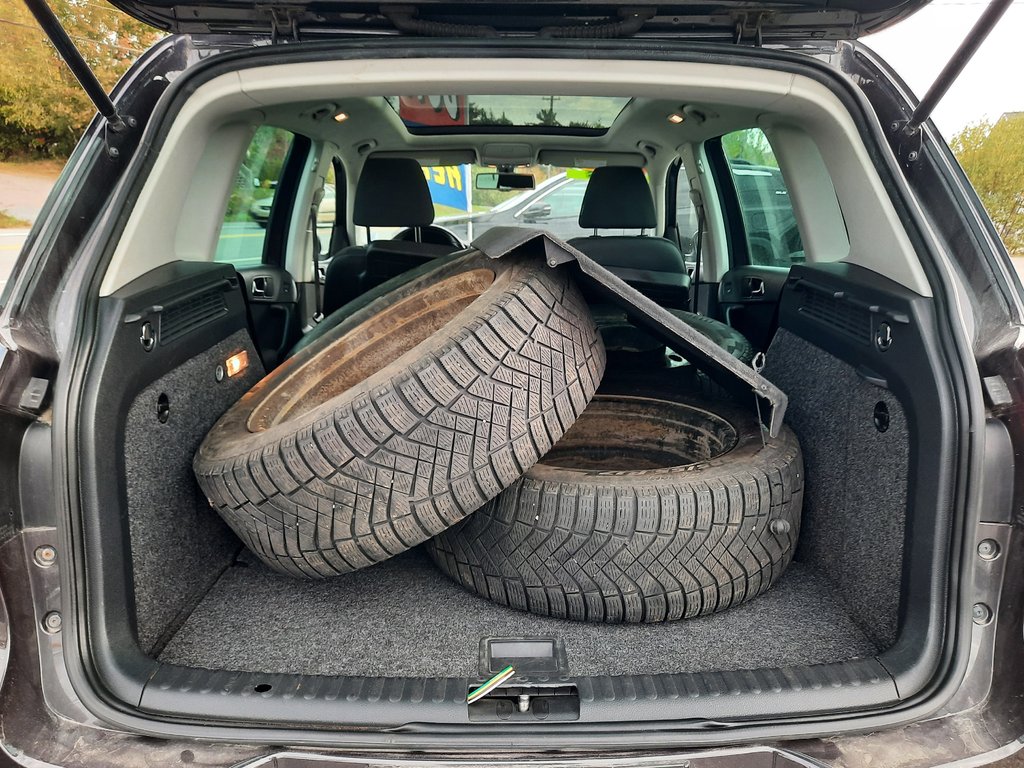 2016 Volkswagen Tiguan Special Edition in Hebbville, Nova Scotia - 9 - w1024h768px