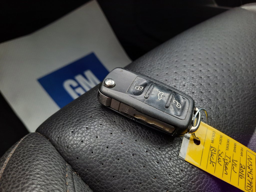 2016 Volkswagen Tiguan Special Edition in Hebbville, Nova Scotia - 27 - w1024h768px