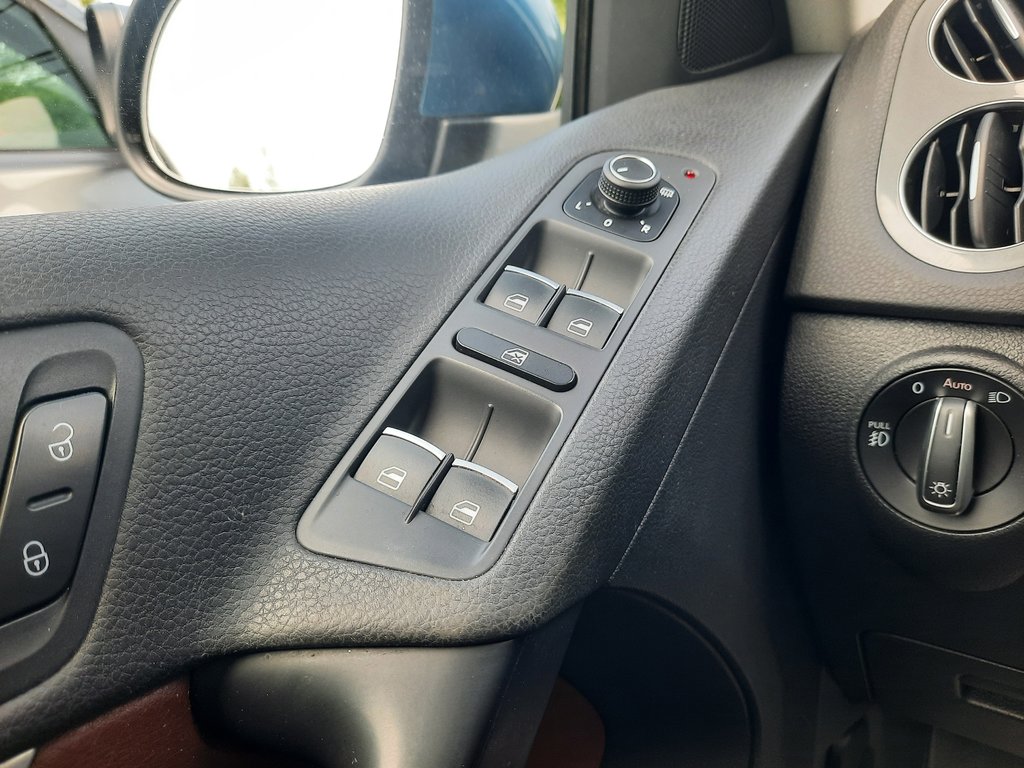 2017 Volkswagen Tiguan Highline in Hebbville, Nova Scotia - 9 - w1024h768px
