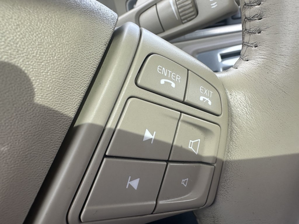 2011 Volvo S80 BASE in Hebbville, Nova Scotia - 14 - w1024h768px