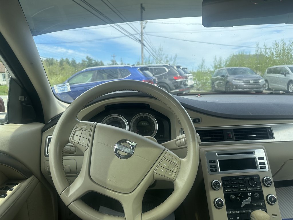 2011 Volvo S80 BASE in Hebbville, Nova Scotia - 18 - w1024h768px