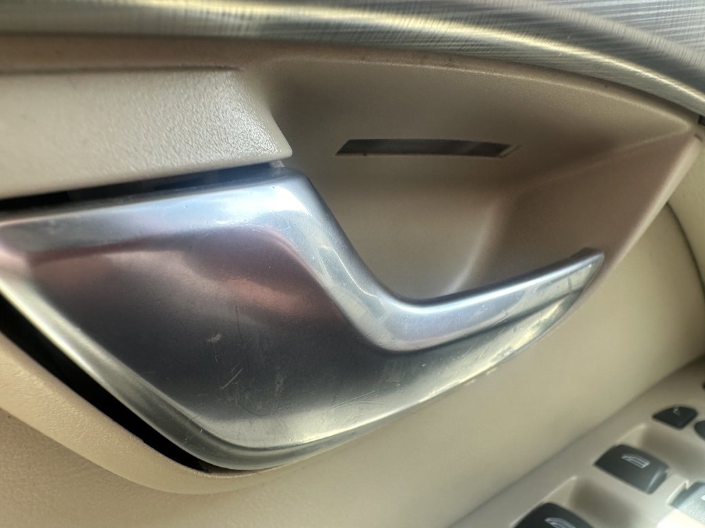2011 Volvo S80 BASE in Hebbville, Nova Scotia - 11 - w1024h768px