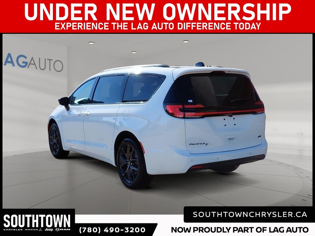 2026 Chrysler Pacifica SELECT AWD-3