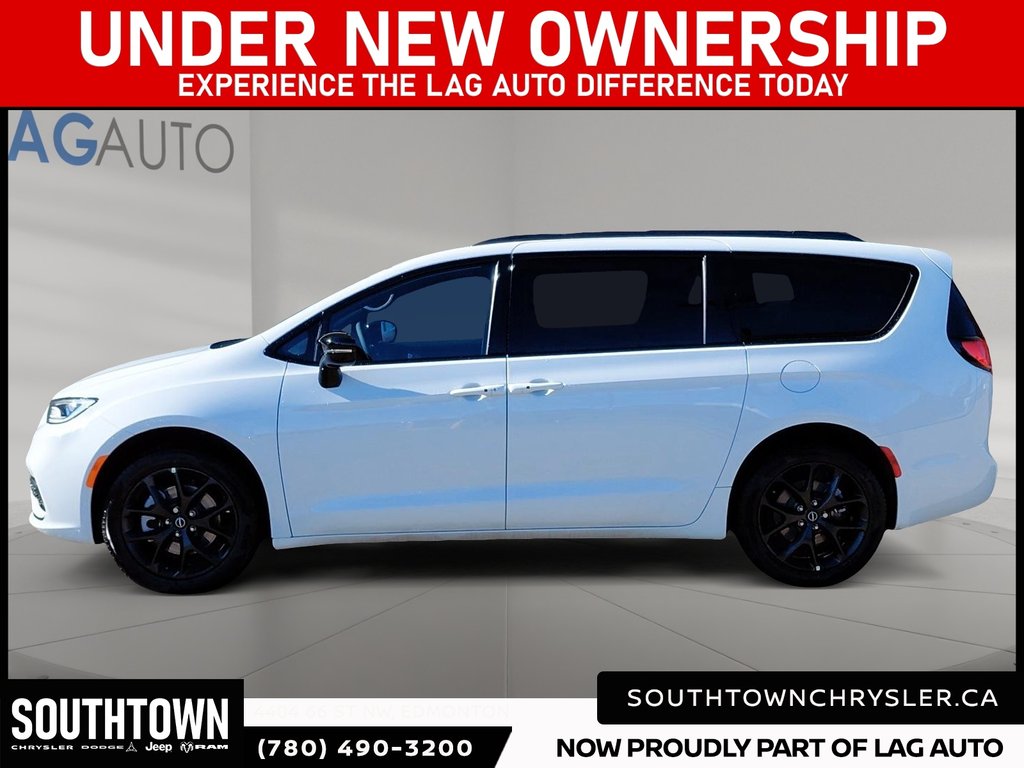 2026 Chrysler Pacifica SELECT AWD-4