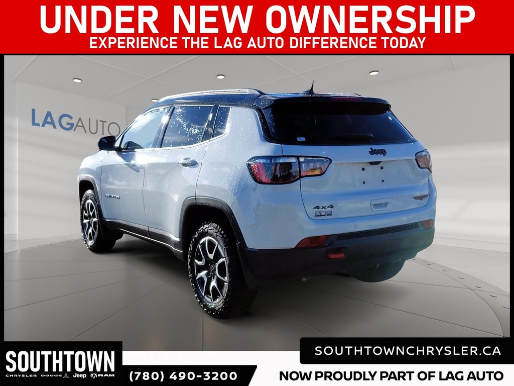 2026 Jeep Compass TRAILHAWK-3