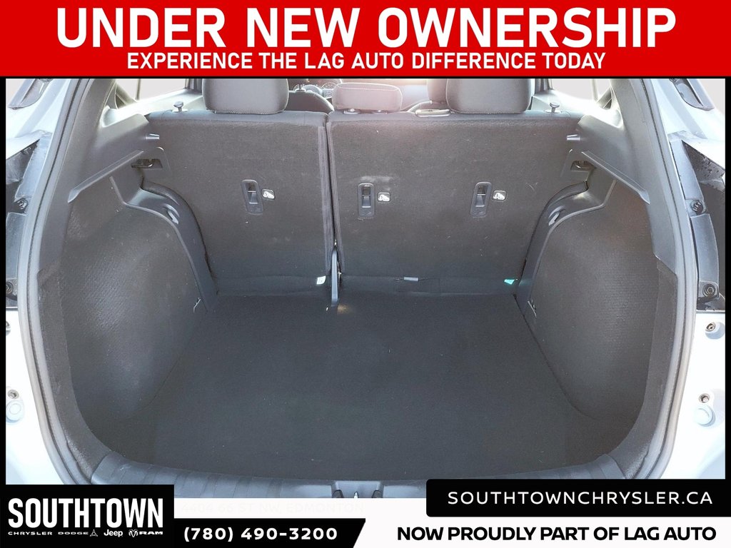 2024 Nissan Kicks SV-5