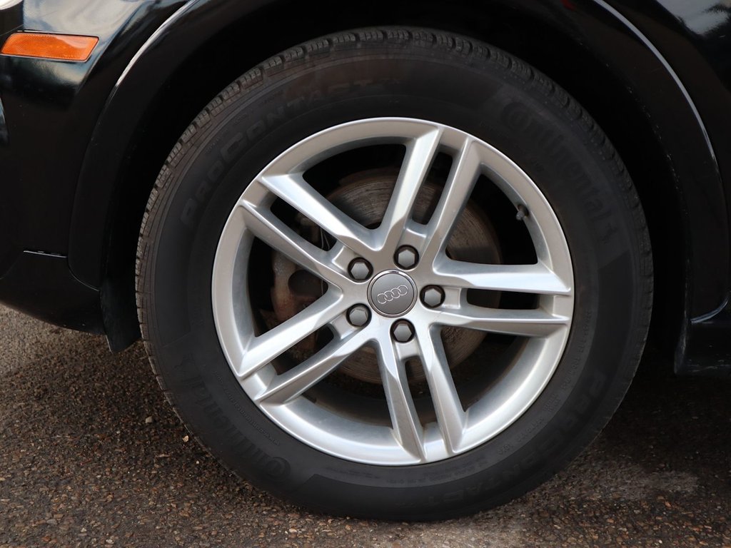 2017 Audi Q3 KOMFORT IN BLACK EQUIPPED WITH A 2.0L TURBO I4 , QUATTRO AWD , 6SPD AUTO , LEATHER HEATED SEATS , PREMIUM AUDIO , BACKUP CAM , D-4