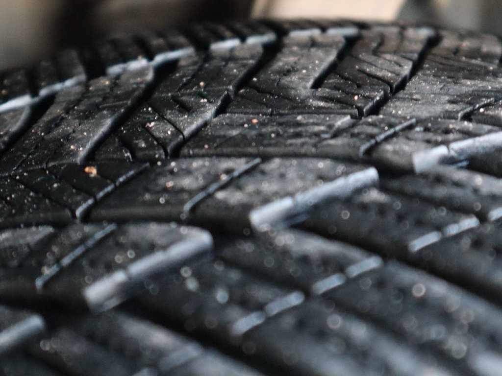 2016 BMW X5 M M IN BLACK EQUIPPED WITH A TWIN TURBO 4.4L V8 , AWD , 8SPD AUTO , QUATTRO EXHAUST , PREMIUM AUDIO , NAV , SUNROOF , DUAL ZONE AC-6