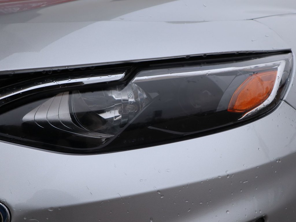 2022 Chevrolet Malibu LT IN SILVER EQUIPPED WITH A 1.5L TURBO I4 , FWD , CVT AUTO , HEATED FRONT SEATS , DUAL ZONE AC , BACKUP CAM , SW CONTROLS , BLU-3