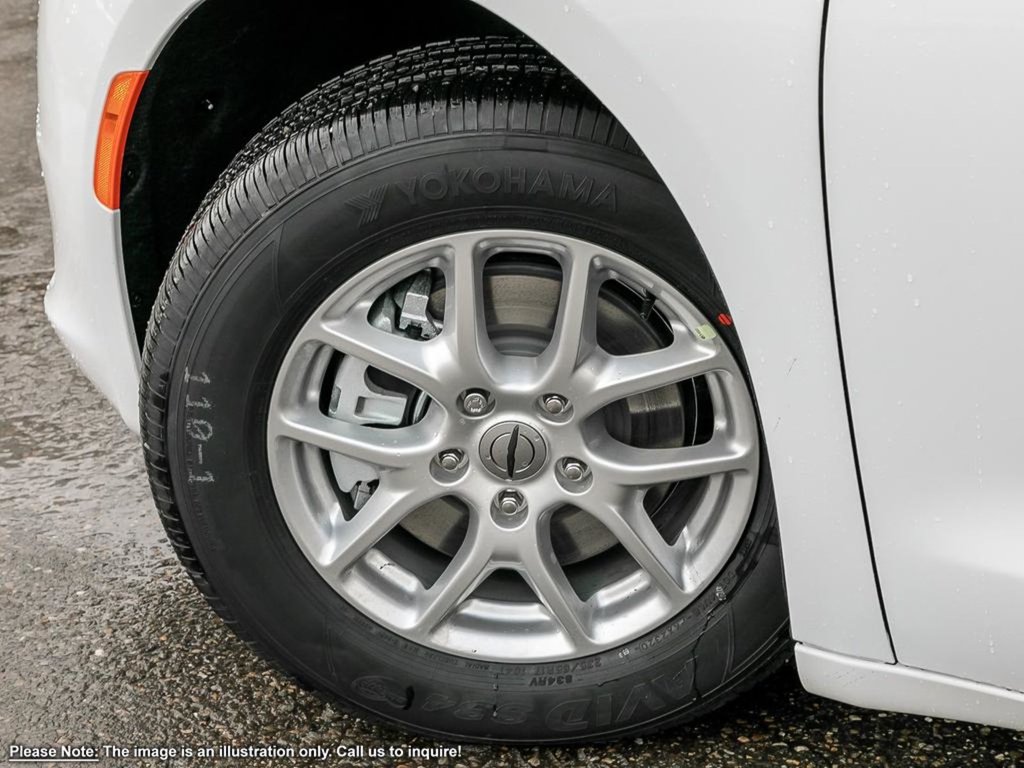 2024 Chrysler Grand Caravan SXT IN BRIGHT WHITE EQUIPPED WITH A 3.6L V6 , FWD , 9SPD AUTO , 2ND ROW STOW N GO , HEATED SEATS + SW , PWR LIFTGATE , DUAL PWR-6