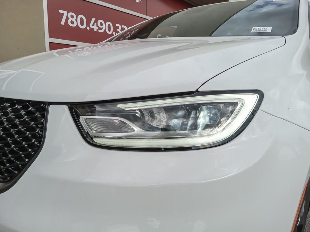 2024 Chrysler Pacifica Hybrid PREMIUM S IN BRIGHT WHITE EQUIPPED WITH A 3.6L HYBRID V6 , FWD , EFLITE CVT AUTO , NAPPA LEATHER HEATED SEATS + SW , S APPEARANC-7