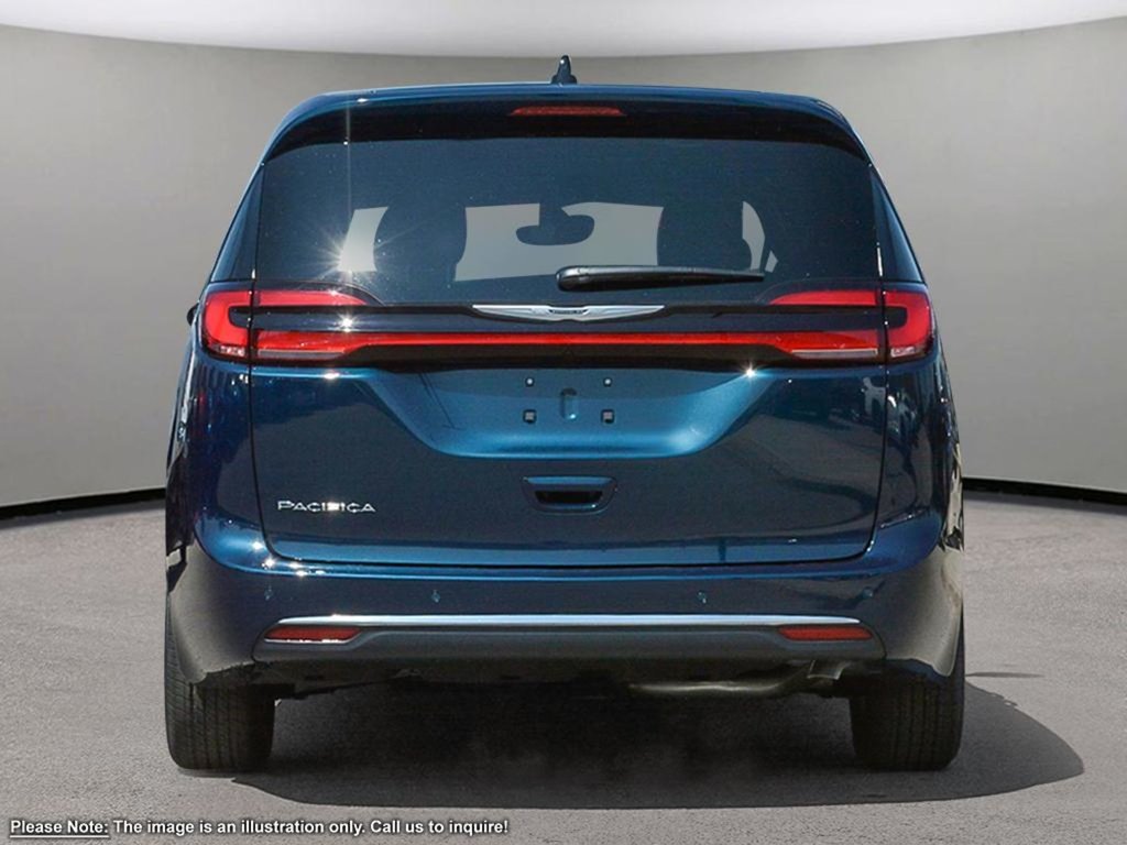 2024 Chrysler Pacifica TOURING IN FATHOM BLUE PEARL EQUIPPED WITH A 3.6L V6 , FWD , 9SPD AUTO , POWER LIFTGATE , DUAL PWR SLIDING DOORS , BACKUP CAM ,-4