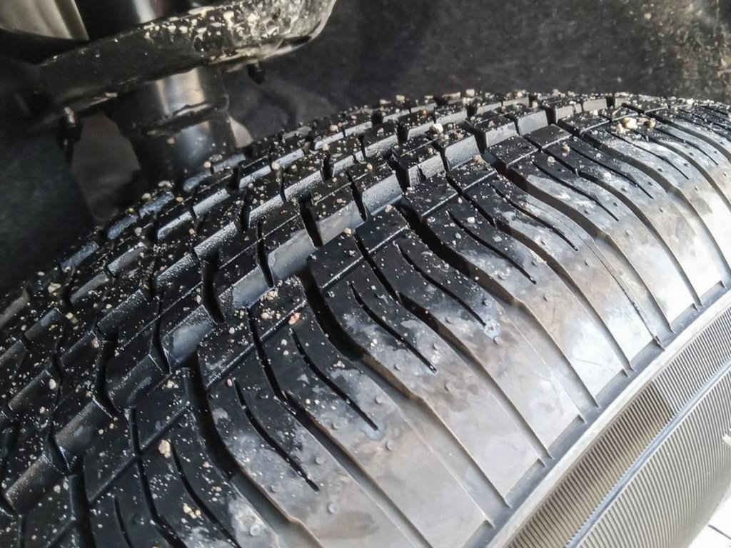 2024 Chrysler Pacifica TOURING IN DIAMOND BLACK EQUIPPED WITH A 3.6L V6 , FWD , 9SPD AUTO , PWR LIFTGATE , DUAL PWR SLIDING DOORS , TRI ZONE AC , BACKU-6